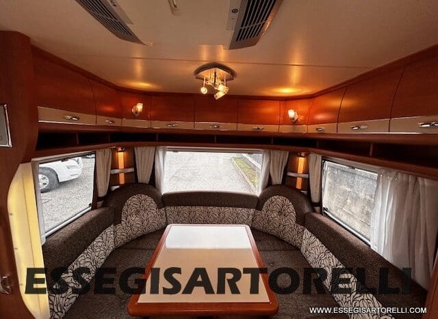 HOBBY EXCELLENT 455 UF CLIMA E MOVER CARAVAN 4 POSTI 2012 1.250 KG pieno
