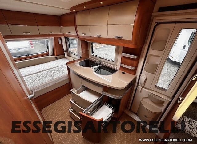 HOBBY EXCELLENT 455 UF CLIMA E MOVER CARAVAN 4 POSTI 2012 1.250 KG pieno