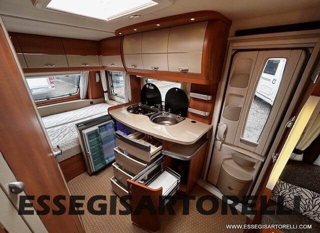 HOBBY EXCELLENT 455 UF CLIMA E MOVER CARAVAN 4 POSTI 2012 1.250 KG pieno
