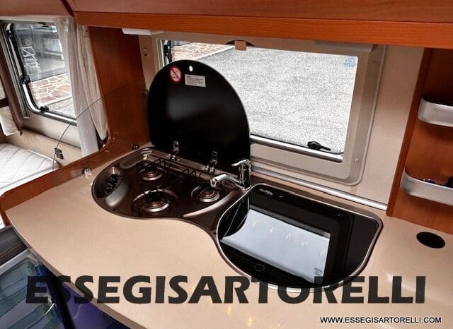 HOBBY EXCELLENT 455 UF CLIMA E MOVER CARAVAN 4 POSTI 2012 1.250 KG pieno