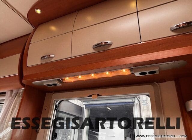 HOBBY EXCELLENT 455 UF CLIMA E MOVER CARAVAN 4 POSTI 2012 1.250 KG pieno