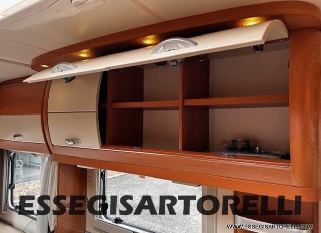 HOBBY EXCELLENT 455 UF CLIMA E MOVER CARAVAN 4 POSTI 2012 1.250 KG pieno