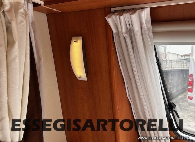 HOBBY EXCELLENT 455 UF CLIMA E MOVER CARAVAN 4 POSTI 2012 1.250 KG pieno