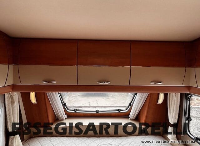 HOBBY EXCELLENT 455 UF CLIMA E MOVER CARAVAN 4 POSTI 2012 1.250 KG pieno