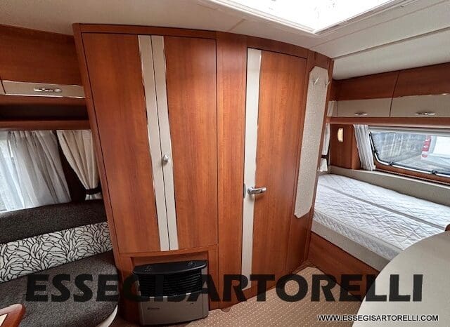 HOBBY EXCELLENT 455 UF CLIMA E MOVER CARAVAN 4 POSTI 2012 1.250 KG pieno