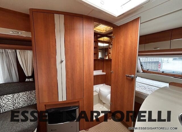 HOBBY EXCELLENT 455 UF CLIMA E MOVER CARAVAN 4 POSTI 2012 1.250 KG pieno