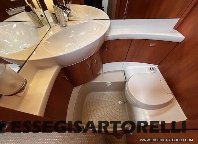 HOBBY EXCELLENT 455 UF CLIMA E MOVER CARAVAN 4 POSTI 2012 1.250 KG pieno
