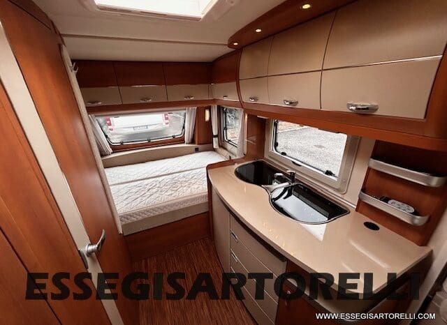 HOBBY EXCELLENT 455 UF CLIMA E MOVER CARAVAN 4 POSTI 2012 1.250 KG pieno
