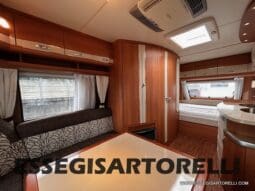 HOBBY EXCELLENT 455 UF CLIMA E MOVER CARAVAN 4 POSTI 2012 1.250 KG pieno