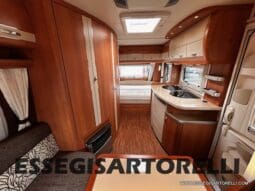 HOBBY EXCELLENT 455 UF CLIMA E MOVER CARAVAN 4 POSTI 2012 1.250 KG pieno