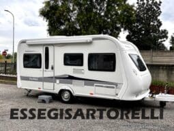 HOBBY EXCELLENT 455 UF CLIMA E MOVER CARAVAN 4 POSTI 2012 1.250 KG pieno