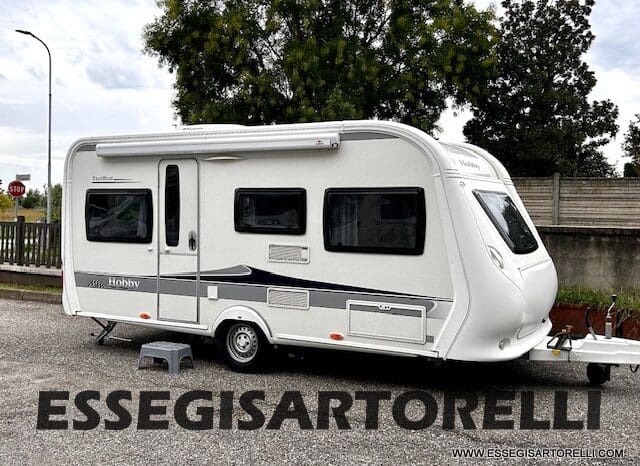HOBBY EXCELLENT 455 UF CLIMA E MOVER CARAVAN 4 POSTI 2012 1.250 KG pieno