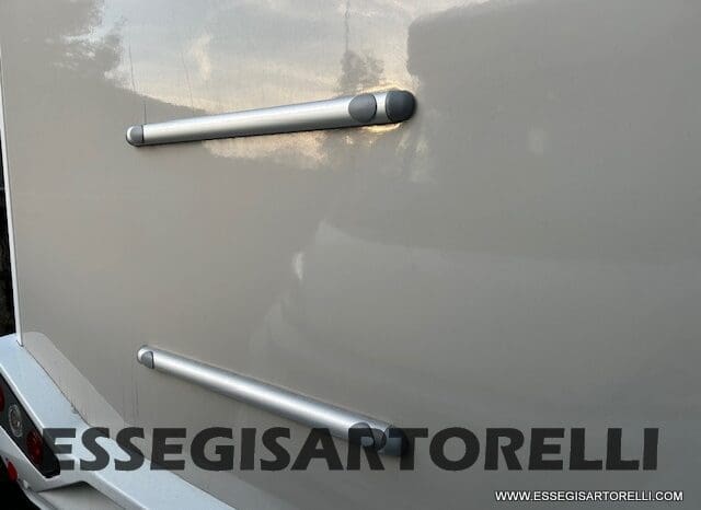 CHAUSSON TITANIUM 644 AUTOMATICO SEMINTEGRALE BASCULANTE E GARAGE 5P 12/2020 pieno
