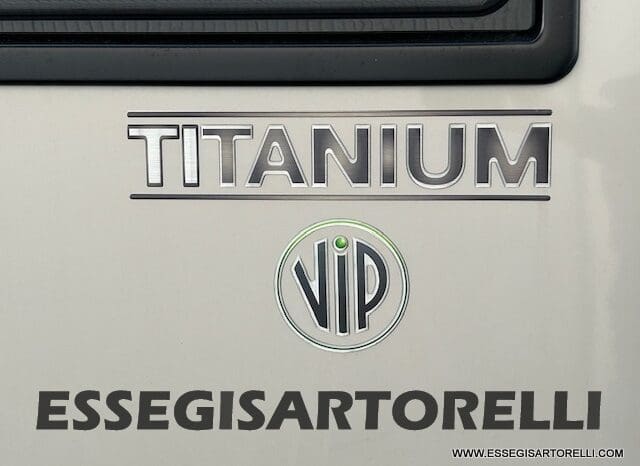 CHAUSSON TITANIUM 644 AUTOMATICO SEMINTEGRALE BASCULANTE E GARAGE 5P 12/2020 pieno