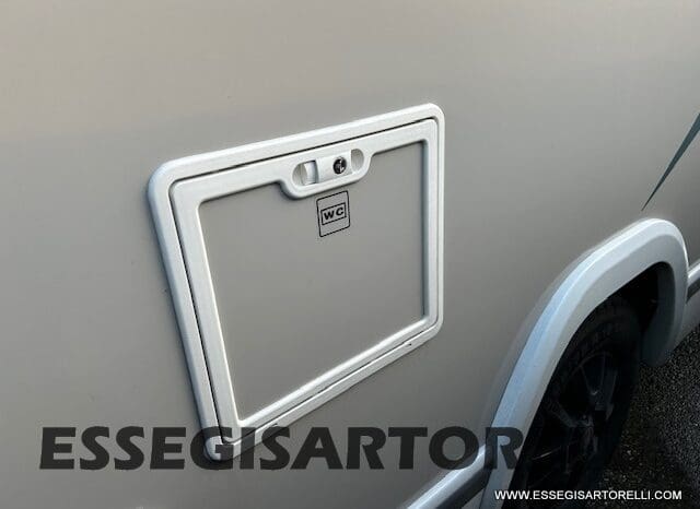 CHAUSSON TITANIUM 644 AUTOMATICO SEMINTEGRALE BASCULANTE E GARAGE 5P 12/2020 pieno