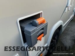 CHAUSSON TITANIUM 644 AUTOMATICO SEMINTEGRALE BASCULANTE E GARAGE 5P 12/2020 pieno