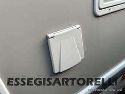 CHAUSSON TITANIUM 644 AUTOMATICO SEMINTEGRALE BASCULANTE E GARAGE 5P 12/2020 pieno