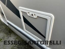 CHAUSSON TITANIUM 644 AUTOMATICO SEMINTEGRALE BASCULANTE E GARAGE 5P 12/2020 pieno