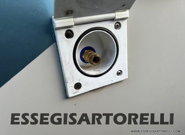CHAUSSON TITANIUM 644 AUTOMATICO SEMINTEGRALE BASCULANTE E GARAGE 5P 12/2020 pieno