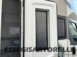 CHAUSSON TITANIUM 644 AUTOMATICO SEMINTEGRALE BASCULANTE E GARAGE 5P 12/2020 pieno