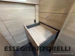 CHAUSSON TITANIUM 644 AUTOMATICO SEMINTEGRALE BASCULANTE E GARAGE 5P 12/2020 pieno