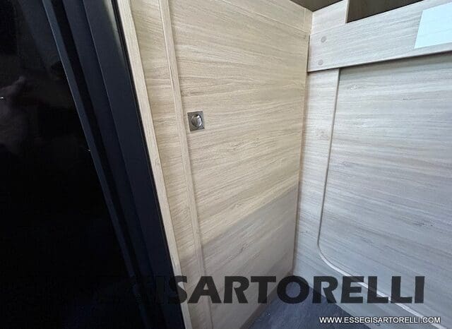 CHAUSSON TITANIUM 644 AUTOMATICO SEMINTEGRALE BASCULANTE E GARAGE 5P 12/2020 pieno