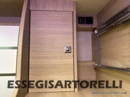 CHAUSSON TITANIUM 644 AUTOMATICO SEMINTEGRALE BASCULANTE E GARAGE 5P 12/2020 pieno