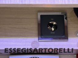 CHAUSSON TITANIUM 644 AUTOMATICO SEMINTEGRALE BASCULANTE E GARAGE 5P 12/2020 pieno
