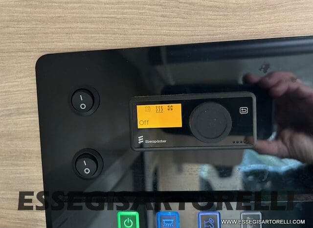 CHAUSSON TITANIUM 644 AUTOMATICO SEMINTEGRALE BASCULANTE E GARAGE 5P 12/2020 pieno