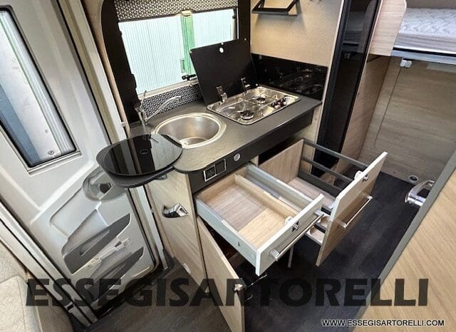 CHAUSSON TITANIUM 644 AUTOMATICO SEMINTEGRALE BASCULANTE E GARAGE 5P 12/2020 pieno