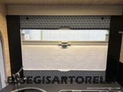 CHAUSSON TITANIUM 644 AUTOMATICO SEMINTEGRALE BASCULANTE E GARAGE 5P 12/2020 pieno