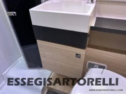 CHAUSSON TITANIUM 644 AUTOMATICO SEMINTEGRALE BASCULANTE E GARAGE 5P 12/2020 pieno