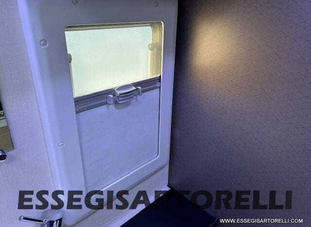 CHAUSSON TITANIUM 644 AUTOMATICO SEMINTEGRALE BASCULANTE E GARAGE 5P 12/2020 pieno