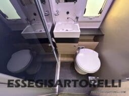 CHAUSSON TITANIUM 644 AUTOMATICO SEMINTEGRALE BASCULANTE E GARAGE 5P 12/2020 pieno