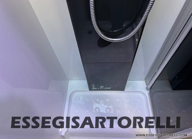 CHAUSSON TITANIUM 644 AUTOMATICO SEMINTEGRALE BASCULANTE E GARAGE 5P 12/2020 pieno