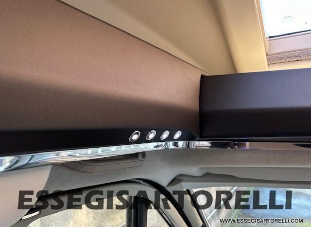 CHAUSSON TITANIUM 644 AUTOMATICO SEMINTEGRALE BASCULANTE E GARAGE 5P 12/2020 pieno