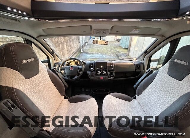 CHAUSSON TITANIUM 644 AUTOMATICO SEMINTEGRALE BASCULANTE E GARAGE 5P 12/2020 pieno