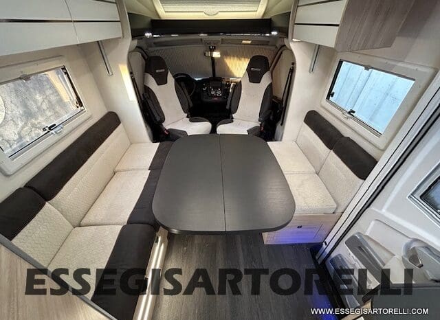 CHAUSSON TITANIUM 644 AUTOMATICO SEMINTEGRALE BASCULANTE E GARAGE 5P 12/2020 pieno