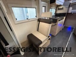 CHAUSSON TITANIUM 644 AUTOMATICO SEMINTEGRALE BASCULANTE E GARAGE 5P 12/2020 pieno