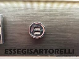 CHAUSSON TITANIUM 644 AUTOMATICO SEMINTEGRALE BASCULANTE E GARAGE 5P 12/2020 pieno
