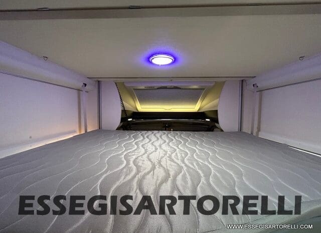 CHAUSSON TITANIUM 644 AUTOMATICO SEMINTEGRALE BASCULANTE E GARAGE 5P 12/2020 pieno