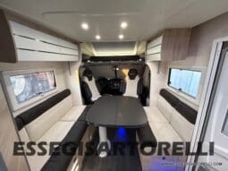 CHAUSSON TITANIUM 644 AUTOMATICO SEMINTEGRALE BASCULANTE E GARAGE 5P 12/2020 pieno