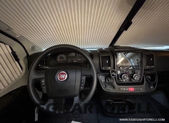 CHAUSSON TITANIUM 644 AUTOMATICO SEMINTEGRALE BASCULANTE E GARAGE 5P 12/2020 pieno