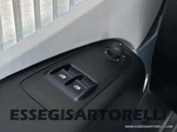 CHAUSSON TITANIUM 644 AUTOMATICO SEMINTEGRALE BASCULANTE E GARAGE 5P 12/2020 pieno