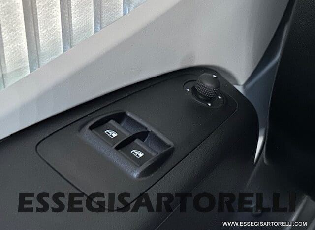 CHAUSSON TITANIUM 644 AUTOMATICO SEMINTEGRALE BASCULANTE E GARAGE 5P 12/2020 pieno