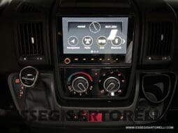 CHAUSSON TITANIUM 644 AUTOMATICO SEMINTEGRALE BASCULANTE E GARAGE 5P 12/2020 pieno