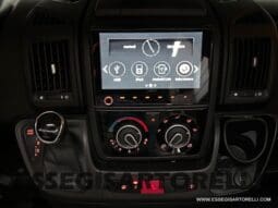 CHAUSSON TITANIUM 644 AUTOMATICO SEMINTEGRALE BASCULANTE E GARAGE 5P 12/2020 pieno