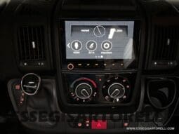 CHAUSSON TITANIUM 644 AUTOMATICO SEMINTEGRALE BASCULANTE E GARAGE 5P 12/2020 pieno