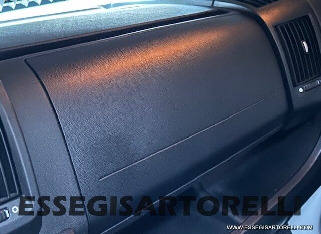 CHAUSSON TITANIUM 644 AUTOMATICO SEMINTEGRALE BASCULANTE E GARAGE 5P 12/2020 pieno