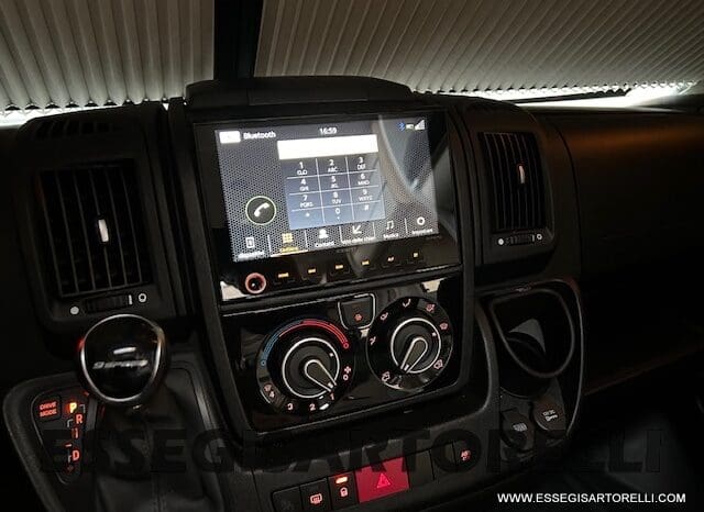 CHAUSSON TITANIUM 644 AUTOMATICO SEMINTEGRALE BASCULANTE E GARAGE 5P 12/2020 pieno